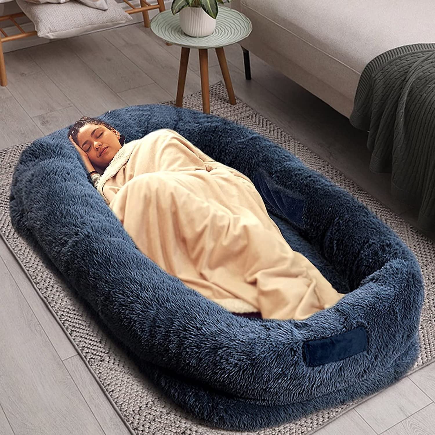 Comfort: Human-Sized Dog Bed for Your Furry Friend插图3